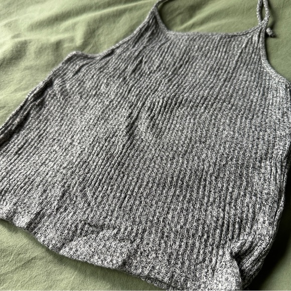 Ribbed Knit Mini Halter Tank - Picture 2 of 3